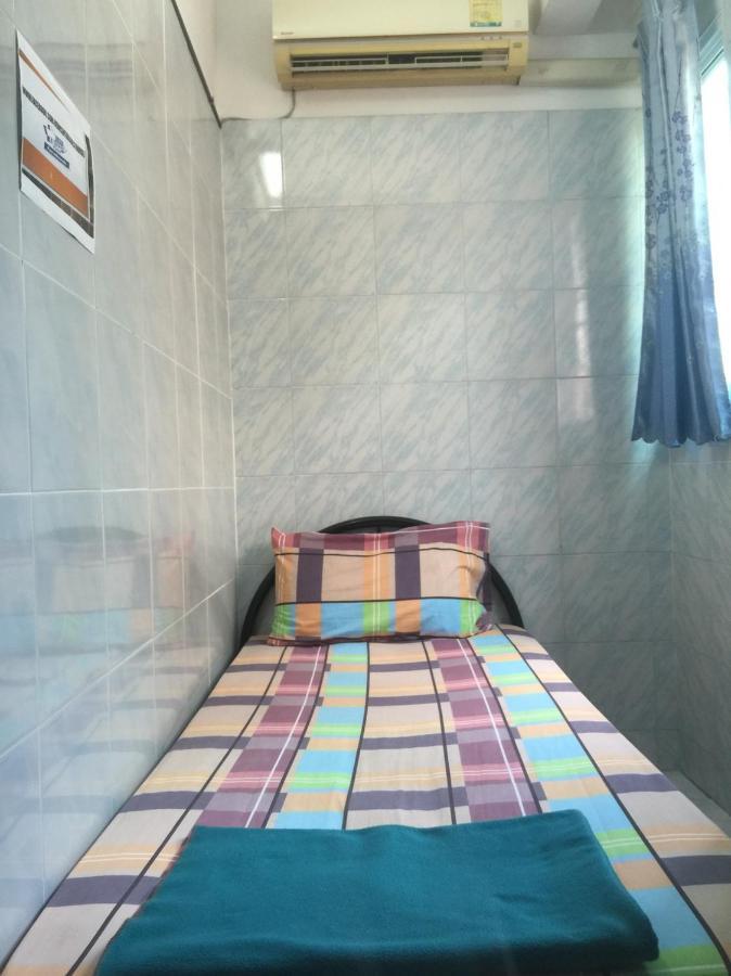 New Central Guesthouse Bangkok Esterno foto