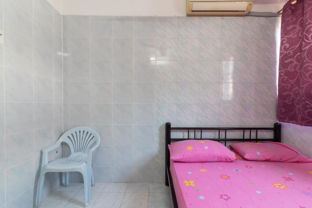 New Central Guesthouse Bangkok Esterno foto
