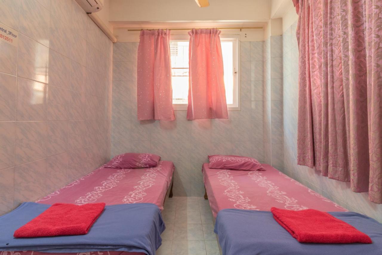 New Central Guesthouse Bangkok Esterno foto