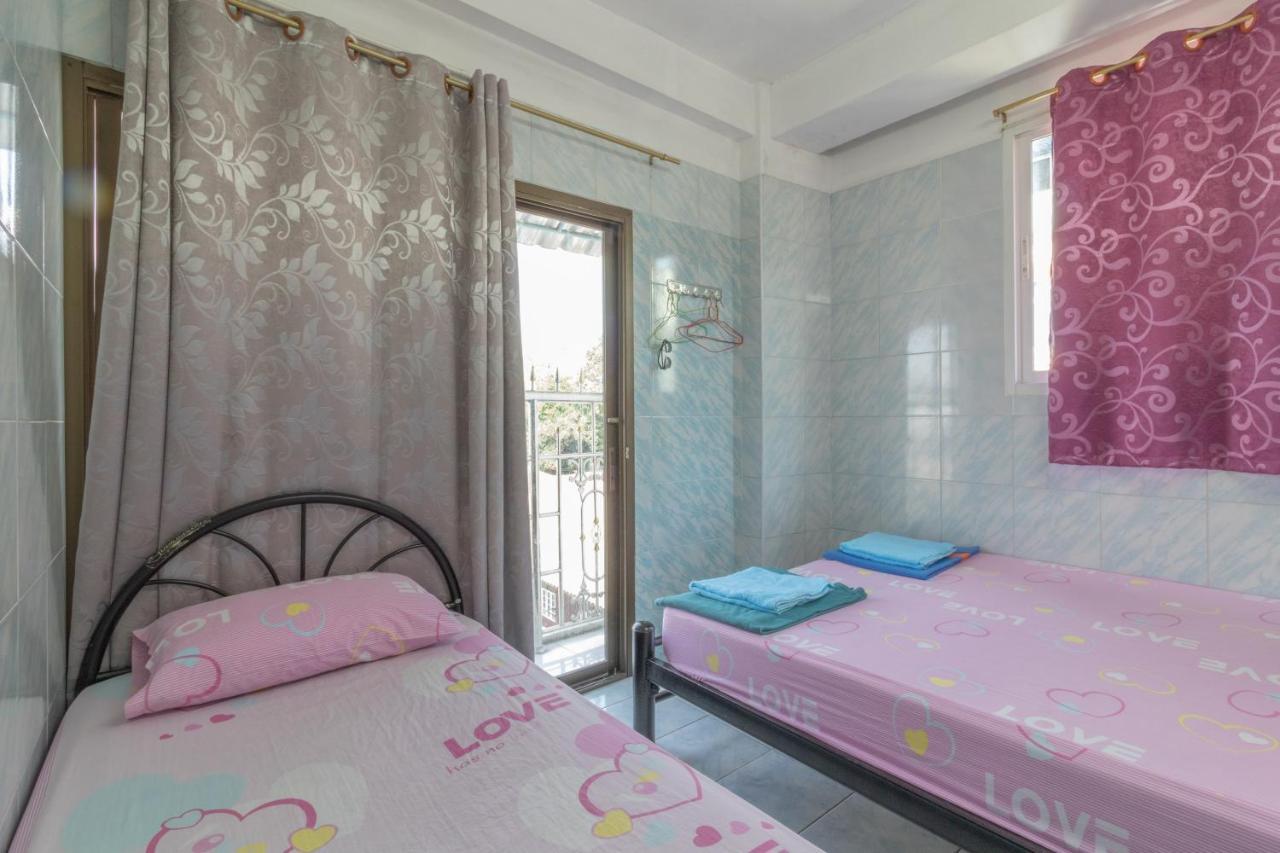 New Central Guesthouse Bangkok Esterno foto
