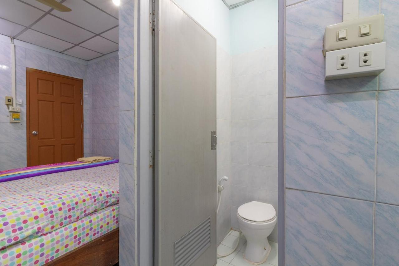 New Central Guesthouse Bangkok Esterno foto